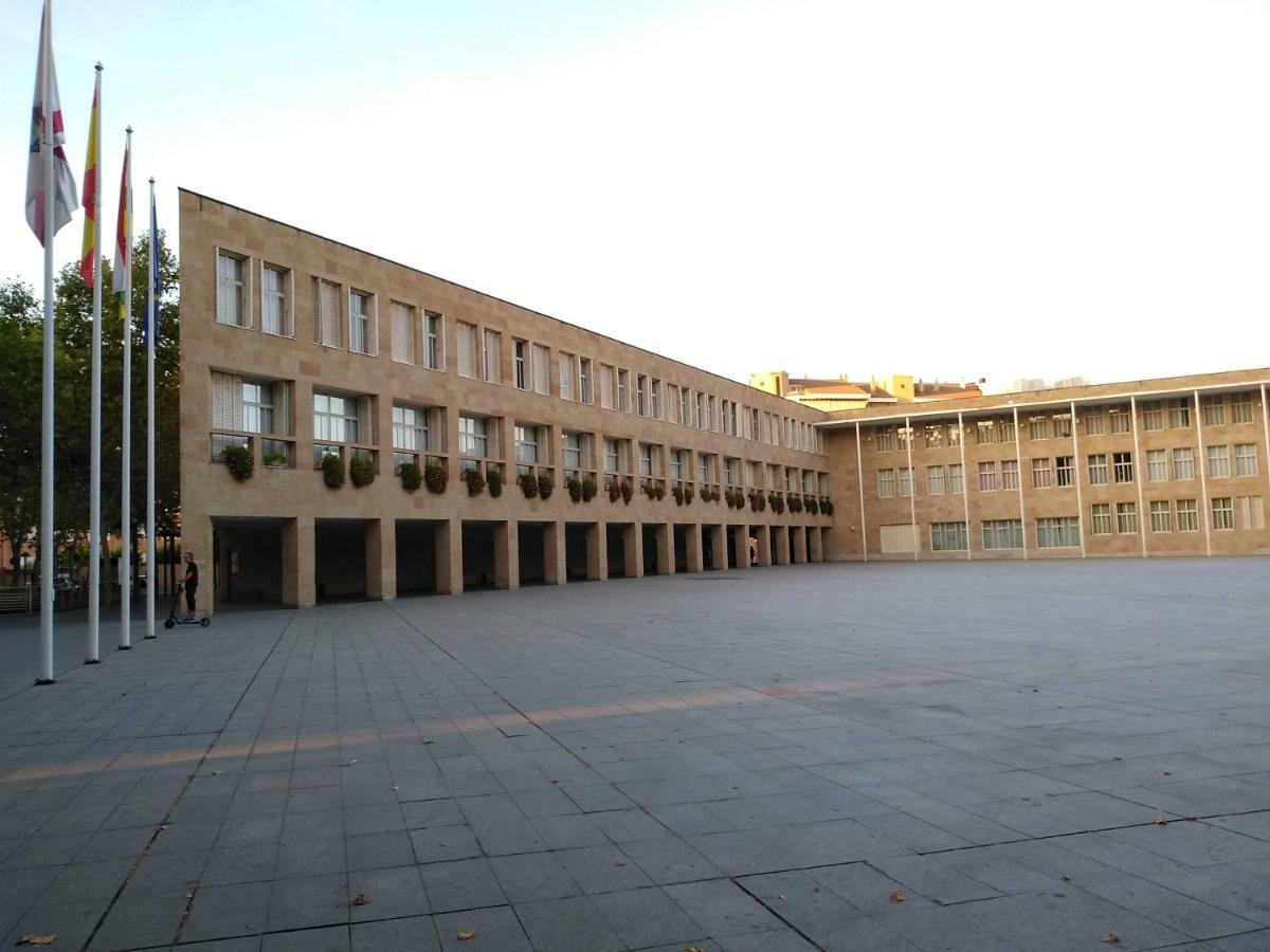 Apartamento Pleno Centro Junto Ayuntamiento Logroño Buitenkant foto